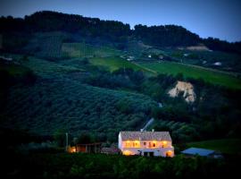 Hotel fotoğraf: B&B Casale Fonte Vecchia