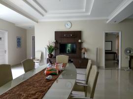 Hotel Foto: Puri Ratna Joewita