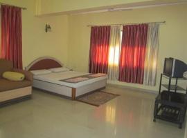 Hotel foto: Accommodation in AC Rooms near Shrivardhan Beach - Deluxe Double Bed stay - #ABP74