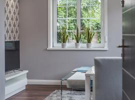 Apart-Henryk、ニサのホテル