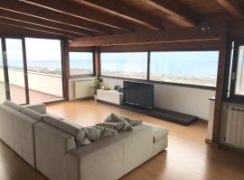 호텔 사진: Attico Panoramico con grande terrazza