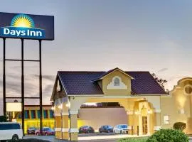 Days Inn by Wyndham Louisville Airport Fair and Expo Center、ルイスビルのホテル