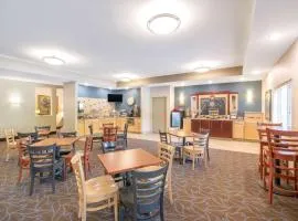 AmericInn by Wyndham Humboldt