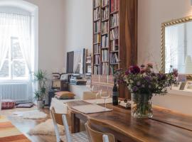 Hotel fotografie: Spacious old town luxury apartment