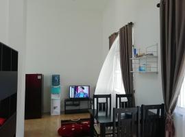 Фотография гостиницы: Faliha Guest House, Taman Karya Jaya Indah