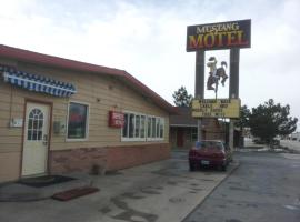 A picture of the hotel: Mustang Motel