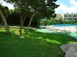 Hotel fotografie: 16 Menorca Biniforcat Apartments