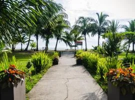 Hotel Tortuguero Beachfront, hotell i Tortuguero