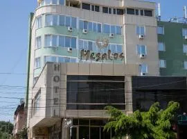 Hotel Megalos, hotel in Constanţa