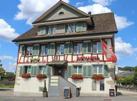 A picture of the hotel: Gasthof Pizzeria Weingarten