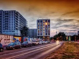 Schulz Hotel Berlin Wall at the East Side Gallery
