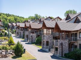 Condos Château-Bromont, hotel in Bromont