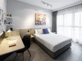 The Canvas Hotel, hotel in Klang