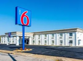 Motel 6-Petersburg, VA - Fort Lee, viešbutis mieste Pitersbergas