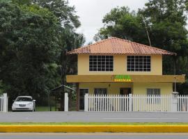 A picture of the hotel: Hostel Guayacan