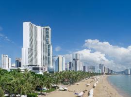 Vinpearl Beachfront Nha Trang, hotel in Nha Trang