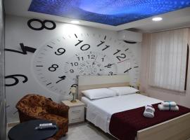 होटल की एक तस्वीर: Alindro City Center Apartment