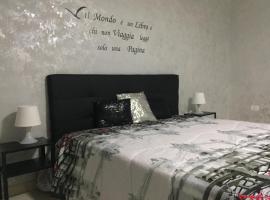 Foto di Hotel: vedi Napoli e t’innamori