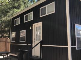 Ξενοδοχείο φωτογραφία: Hygge Tiny Home HUE-gah