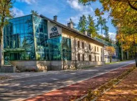 Hotel Murowanica