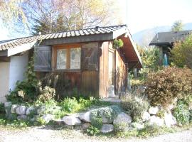 A picture of the hotel: CHALET ESCALLE