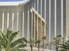 A picture of the hotel: Four Seasons Hotel Las Vegas
