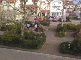 Foto di Hotel: Appartements am Hindenburgplatz.