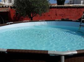 Hotel Photo: house with 3 bedrooms in picón, with private pool, enclosed garden and wifi