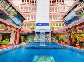 A picture of the hotel: FabHotel Menino Executive