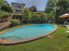Hotel Foto: Lucolena in Chianti Villa Sleeps 9 Pool WiFi