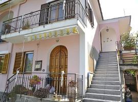 Ξενοδοχείο φωτογραφία: Vico Equense Villa Sleeps 6 WiFi