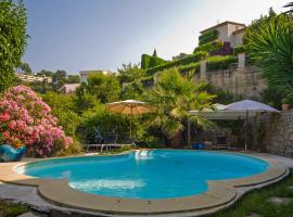 Хотел снимка: Le Cannet Villa Sleeps 6 Pool Air Con WiFi