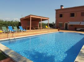 Fotos de Hotel: Fornells de la Selva Villa Sleeps 16 Pool Air Con