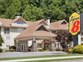 Super 8 by Wyndham Cherokee