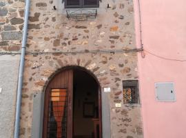 Hình ảnh khách sạn: La casa nella piazzetta del borgo antico