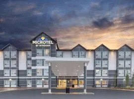 Microtel Inn & Suites by Wyndham Fort McMurray, hotel i Fort McMurray