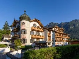 Staudacherhof in Garmisch-Partenkirchen I Blick aufs Zugspitzmassiv I einzigartige Bayurvida Küche