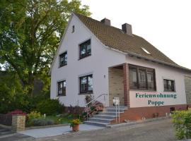 होटल की एक तस्वीर: Ferienwohnung Poppe