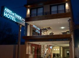 Hotel Aires de Tandil, hotel v destinaci Tandil