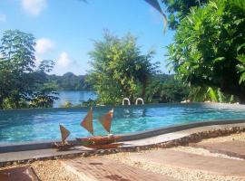 Seachange Lodge, hotel in Port Vila