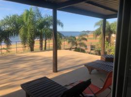 TERRAZA al RIO, ξενοδοχείο σε Paso de la Patria