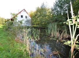 A picture of the hotel: Lovely Holiday Home in StarAC SedliAite near Lake