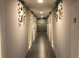 Nusantara Mattwaddien Hostel, hotel in Kota Kinabalu