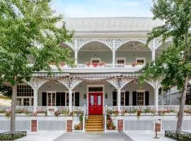 The Virginia and Cottages, Hotel in Cape May