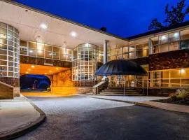 Best Western Plus The Inn & Suites at the Falls, hotel in Poughkeepsie