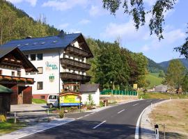 Hotel fotografie: Gasthof - Pension Ödsteinblick