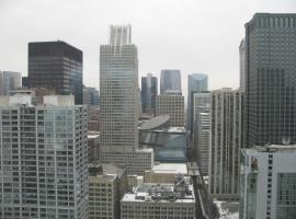 A picture of the hotel: 2 Bedroom – Millennium park
