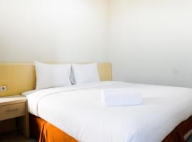 Hotel Photo: Comfy 1BR Twin Tower Apartment By Travelio