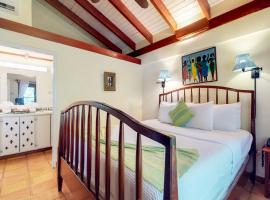 Condo #26 @ Beachside Villas, Hotel in Placencia Village