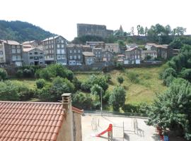 Saint-Privat-dʼAllier में, होटल La Vieille Auberge